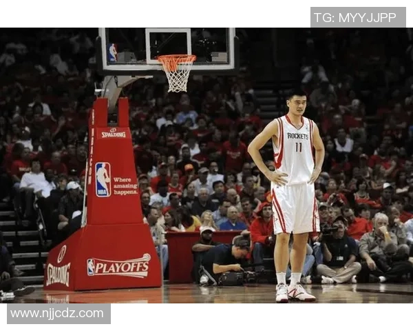 姚明身高揭秘：他究竟有多高以及对篮球的影响分析