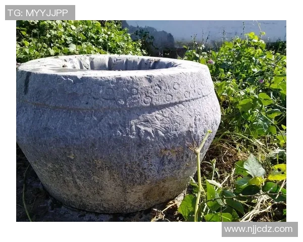 唐姓足球明星的传奇故事与辉煌成就揭秘 唐姓足球明星的传奇故事与辉煌成就揭秘