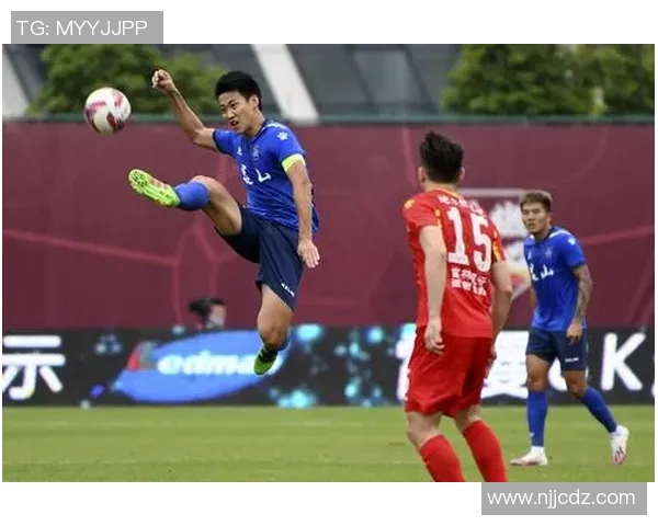 足球明星李中华的精彩人生与足球之路全景介绍视频