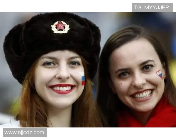 足球明星妻子们的魅力与风采排行榜揭晓谁是最受瞩目的女神 足球明星妻子们的魅力与风采排行榜揭晓谁是最受瞩目的女神