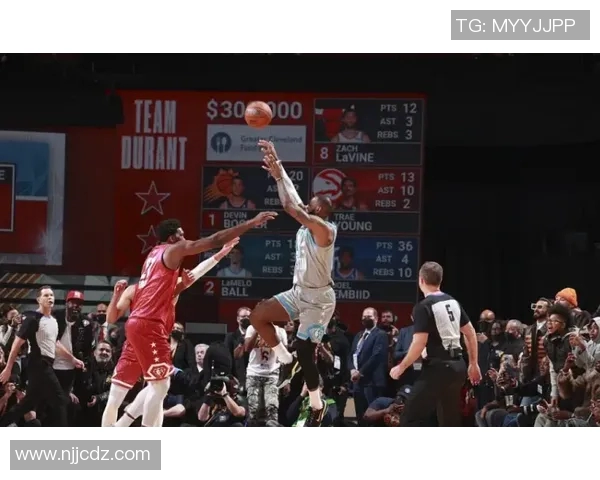 乔丹传奇之路:从7号篮球明星到全球体育偶像的辉煌历程 乔丹传奇之路:从7号篮球明星到全球体育偶像的辉煌历程