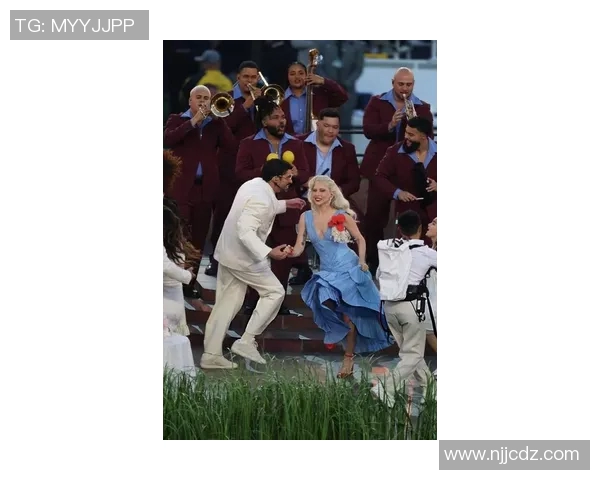 雷迪嘎嘎为足球明星打造震撼配乐引领全球体育音乐新潮流