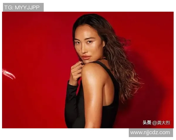 香港女明星热爱篮球展现运动魅力与时尚风采的精彩瞬间